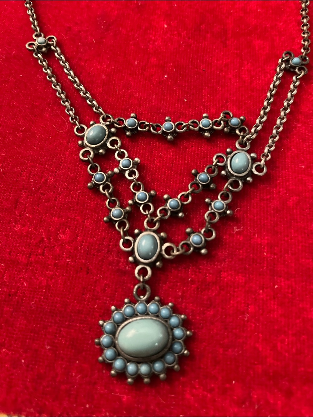 Vintage-Inspired Blue Stone Pendant Necklace - Women Jewelry